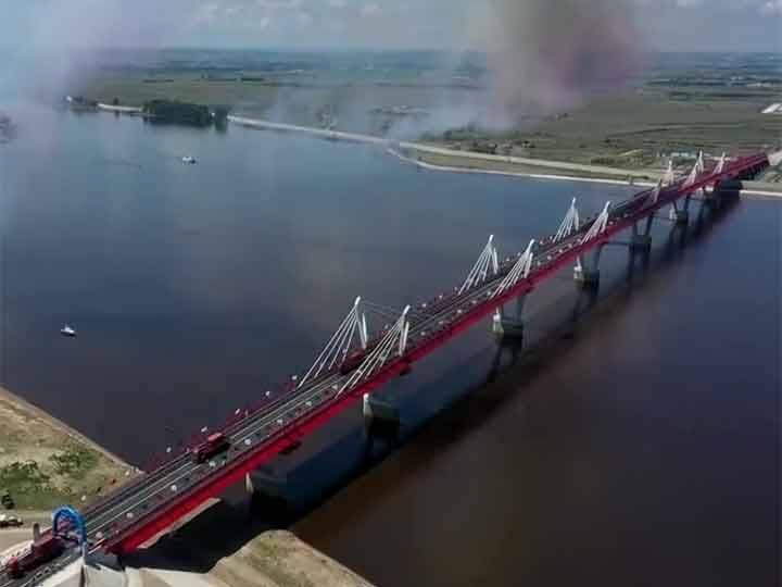 Cross-Border Bridge: रूस और चीन के बीच पहला सड़क पर बना पुल खुला, जानिए क्यों दोनों देशों के लिए है अहम The first road bridge between Russia and China opened know why it is important for both countries ANN Cross-Border Bridge: रूस और चीन के बीच पहला सड़क पर बना पुल खुला, जानिए क्यों दोनों देशों के लिए है अहम
