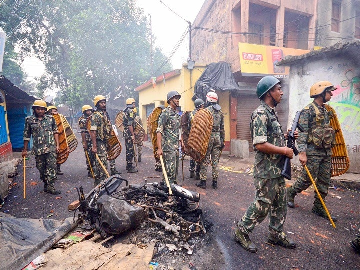 हावड़ा हिंसा : बेलडांगा के मुर्शिदाबाद में इंटरनेट बंद पुलिस अधिकारियों का  तबादला - The News Ocean