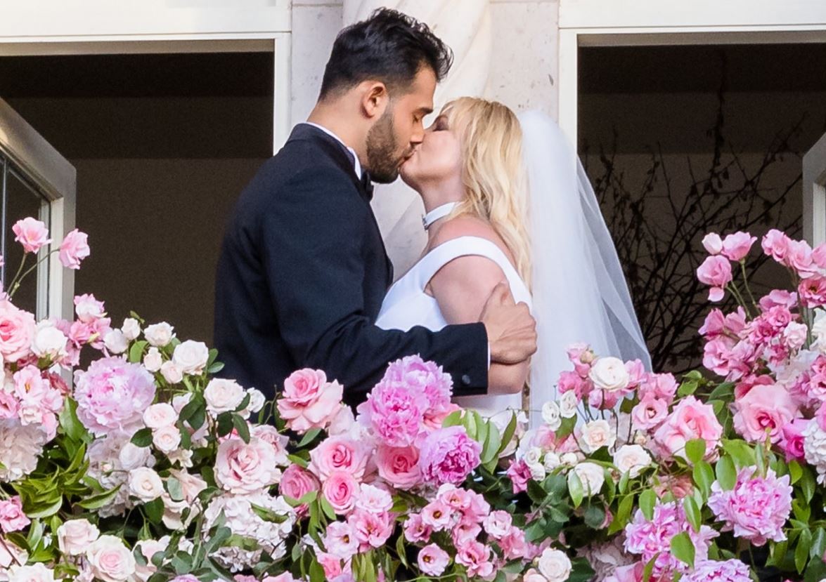 Britney Spears Wedding: પોપ સ્ટાર બ્રિટની સ્પીયર્સે લગ્નની પ્રથમ તસવીર કરી શેર, Photos
