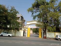 Yavatmal News : जिल्हाधिकारी कार्यालयावरील जप्तीची नामुष्की टळली; शेतकऱ्यांना मिळणार 60 कोटींचा मोबदला?