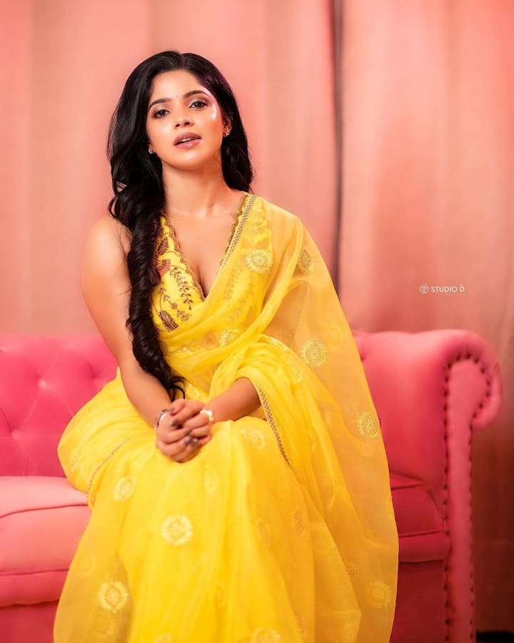 அடியே அழகே என் அழகே அடியே