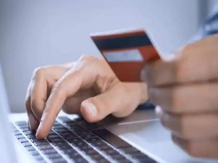 Debit Card Credit Card Rule Changes Next Month: Enter Card Number for Online Payment Debit Credit Card Rule: एक जुलैपासून डेबिट आणि क्रेडीट कार्ड व्यवहारासाठी नवीन नियम लागू होणार; जाणून घ्या