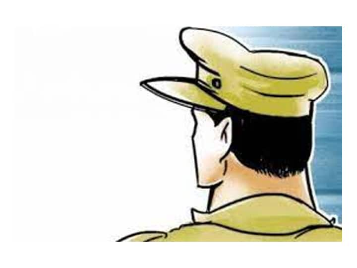 Madurai: Shocked by the incident policeman affair a female police officer at the police station பெண் போலீஸுடன் ஆண் போலீஸ் உல்லாசம்...கையும் களவுமாக சிக்கிய இருவர்..!