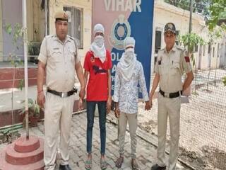 Crime News: ગીગોલોનું કામ અપાવવાના બહાને છેતરપિંડી કરતી ટોળકી ઝડપાઈ, જાતીય શક્તિ વધારવાની ગોળીઓ સહિત મળી ચોંકાવનારી વસ્તુઓ