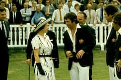 இங்கிலாந்து கிரிக்கெட் அணியின் தீவிர ரசிகை...நினைவுகளை பேசும் புகைப்படங்கள்