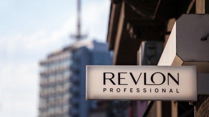 Revlon Inc. : திவாலாகும் நிலையில் பிரபல அழகுசாதன தயாரிப்பு நிறுவனம்.. கடன் சுமையில் ரெவ்லான்!