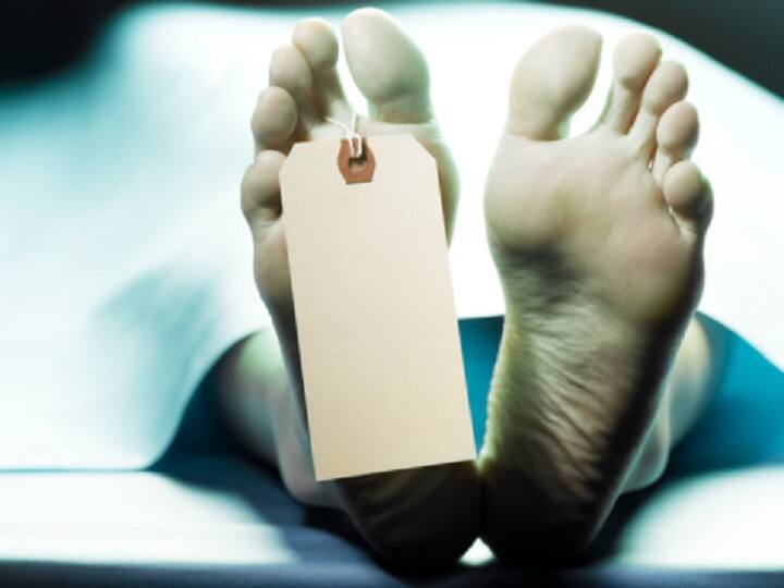 22-year-old dies of suffocation while playing cricket Pune News: एका क्षणात होत्याचं नव्हतं झालं;  क्रिकेट खेळताना दम लागून 22 वर्षीय तरुणाचा मृत्यू