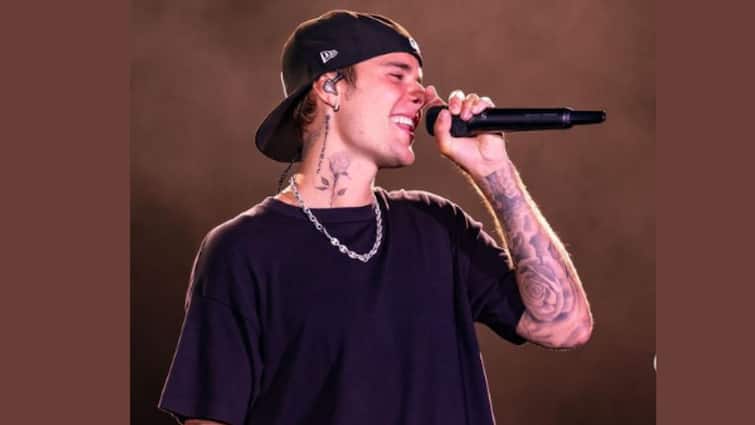 Eye is not blinking, Justin Bieber says he is suffering from facial paralysis, know in details Justin Bieber: মুখের একদিক অবশ, ভাইরাস আক্রমণে পক্ষাঘাত জাস্টিন বিবারের