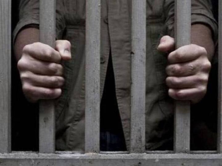 up government removes 60 years age bar for life time prisoners ஆயுள் தண்டனைக் கைதிகளை விடுதலை செய்யும் விதி: உபி அரசு அதிரடி முடிவு