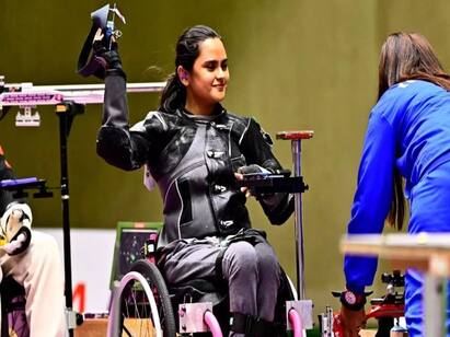 Avani Lekhara wins Gold at Chateauroux 2022 World Cup in shooting Avani Lekhara : உலகக்கோப்பை துப்பாக்கிச்சுடும் தொடர்...! தங்கம் வென்றார் தங்க மங்கை அவனிலேகரா..!  ரசிகர்கள் வாழ்த்து மழை..!