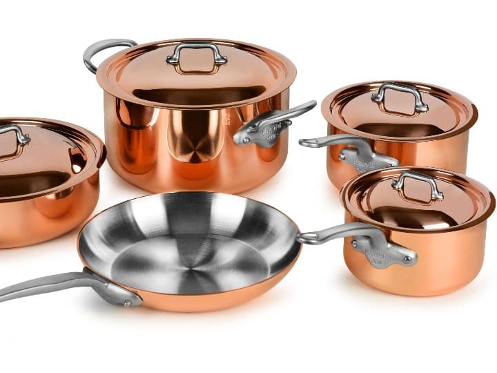 Sunday five work mistake avoid copper sale black color west travelling salt haircut Sunday Mistake: रविवार को नहीं बेचना चाहिए ये चीज, 5 काम इस दिन भूलकर भी न करें