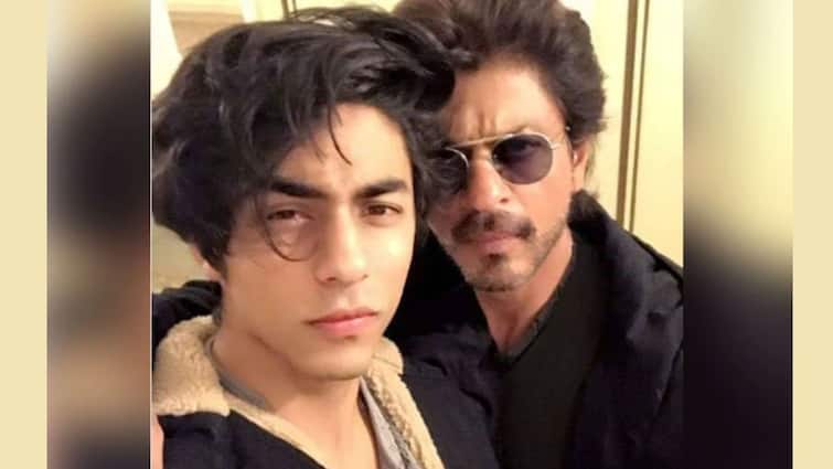 Shah Rukh Khan said they’d been painted as ‘criminals, monsters’, know in details Shah Rukh Khan: 'যেন আমরা কত বড় অপরাধী', আরিয়ানের গ্রেফতারির পরবর্তী পরিস্থিতি নিয়ে শাহরুখের মন্তব্য ভাইরাল