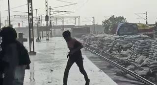 Vidarbha Rain: पावसाचा कहर, चंद्रपूरात  वीज पडून एक युवक ठार, अकोला-वर्धा येथे जनावरांचा मृत्यू