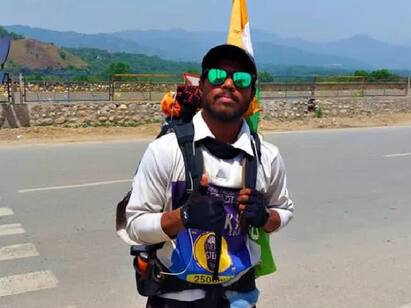 Tea Seller Walks from Kolkata to Ladakh in 82 Days 2000 கி.மீ.. 82 நாட்கள்.. கொல்கத்தா டூ லடாக் வரை நடந்தே சென்ற டீ வியாபாரி!