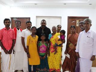 Lawrence : ஜெய்பீம் படத்தின் நிஜ பார்வதியம்மாள் ஞாபகம் இருக்குதா? சொன்னதைச் செய்த லாரன்ஸ்; குவியும் பாராட்டு..