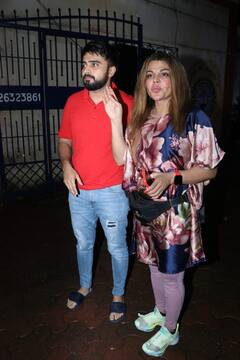 ब्वॉयफ्रेंड के साथ ओशिवारा पुलिस स्टेशन पहुंचीं राखी सावंत, एक्स हसबैंड रितेश पर लगाए ये आरोप