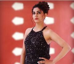 Sapna Chaudhary Photos: ਸ਼ਿਮਰੀ ਆਊਟਫਿਟਸ 'ਚ ਕਹਿਰ ਢਾਹੁੰਦੀ ਨਜ਼ਰ ਆਈ ਸਪਨਾ ਚੌਧਰੀ, ਜ਼ਬਰਦਸਤ ਅੰਦਾਜ਼ 'ਤੇ ਟਿਕੀਆਂ ਫੈਨਜ਼ ਦੀਆਂ ਨਜ਼ਰਾਂ