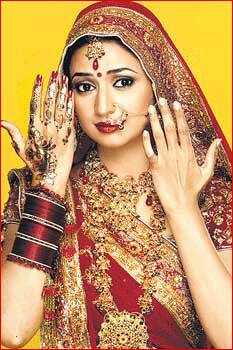 TV Popula Bahu: टीवी की ये पॉपुलर बहुएं शो बंद हो जाने के बाद भी करती हैं दिलों पर राज, लिस्ट में कई बड़े नाम शामिल