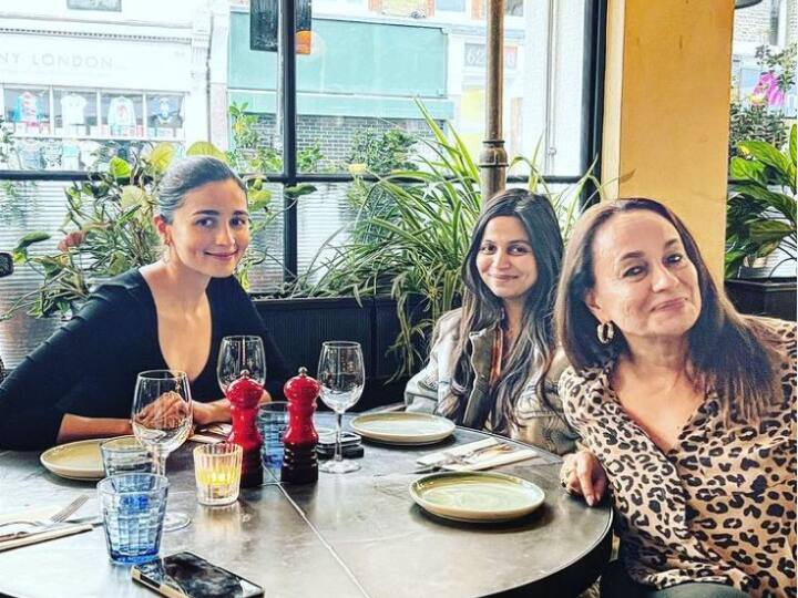 Alia Bhatt Enjoys Lunch With Mother Soni Razdan And Sister Shaheen Bhatt Brahmastra के प्रोमोशन के बीच Alia Bhatt ने निकाला वक्त, मां सोनी राजदान और बहन शाहीन भट्ट के साथ किया लंच