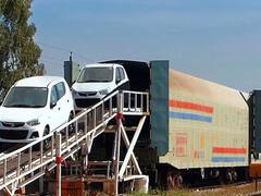 Maruti Suzuki : मारुती सुझुकीच्या गाड्यांची रेल्वेतून वाहतूक, तब्बल 17.4 कोटी लिटर तेलाची बचत  