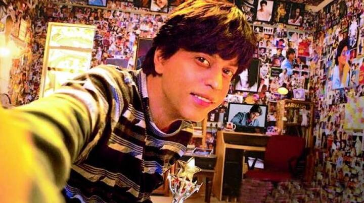 शाहरूख खान के घर मन्नत को देखने के लिए लोग काफी बेताब रहते हैं. हालांकि आपको बता दें इनकी फिल्म ‘फैन’ (Fan) के कई सीन्स की शूटिंग मन्नत में ही हुई थी. वहीं इनके घर के कई शानदार नज़ारे इस फिल्म में देखने को मिले थे.