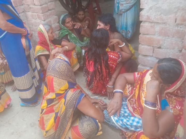 four children drank battery water mistaking for a cold drink in Nawada ann OMG! बिहार के नवादा में कोल्ड ड्रिंक समझकर बैटरी का पानी गटक गए 4 बच्चे, एक की मौत, एक का इलाज जारी