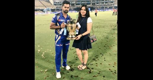 mumbai indians tweet: team india cricketer vinay kumar wife richa singh is pregnant Team Indiaનો આ ખેલાડી બનવાનો છે પિતા, મુંબઇ ઇન્ડિયન્સે તસવીર શેર કરીને આપ્યા ગુડ ન્યૂઝ..........