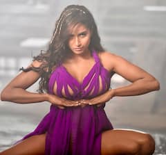 Pooja Bhalekar Photos: रियल लाइफ में भी काफी ग्लैमरस हैं राम गोपाल वर्मा की फिल्म ‘लड़की’ की एक्ट्रेस, हुस्न देख आप हो जाएंगे पागल