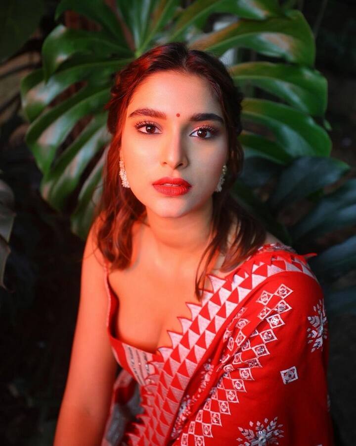 ఈ సినిమా భారీ విజయాన్ని అందుకోవడంతో సయీకి ఇండస్ట్రీలో వరుస అవకాశాలు వస్తున్నాయి. (Photo Courtesy: Saiee M Manjrekar Instagram)