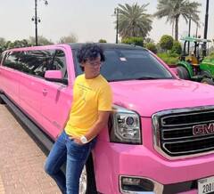 PHOTO : ‘किती लांब असेल ही गाडी?’, सिद्धार्थ जाधवसह चाहत्यांनाही पडला प्रश्न!