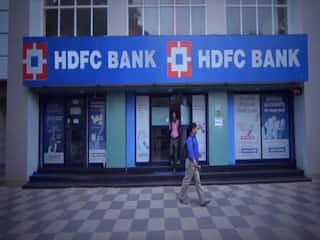 HDFC Bank : एचडीएफसी बँकेकडून ग्राहकांना महत्त्वाची सूचना, सावध करत म्हटले...