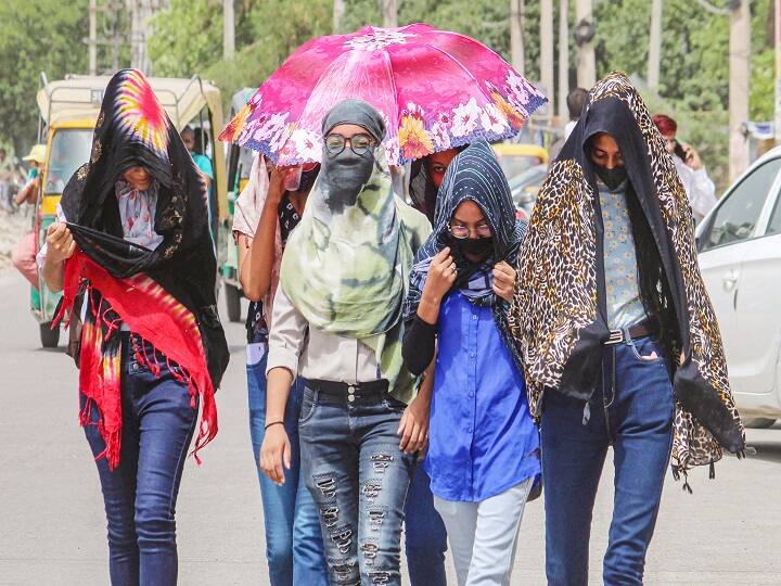 Heavy heat in north india Meteorologists assessment predict monsoon will come soon Weather Update: भीषण गर्मी की चपेट में उत्तर भारत, जानिए इस हफ्ते कैसा रहेगा मौसम, कब होगी राहत वाली बारिश