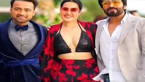 Manish Naggdev engaged with her partner Malika Juneja; shares pics | Hot News