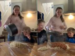 Messy Dinner Trend: पहले गंदे टेबल पर परोसा खाना, फिर पूरे परिवार ने मजे से खाया, देखें Video