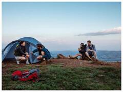 Travel Tips: ट्रिप पर जा रहे हैं तो इन स्नैक्स को जरूर रखें अपने पास, वेकेशन का मजा हो जाएगा दोगुना