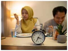 Sleeping Tips: अगर चाहते हैं अच्छी नींद तो सोने से पहले इन चीजों का करें सेवन