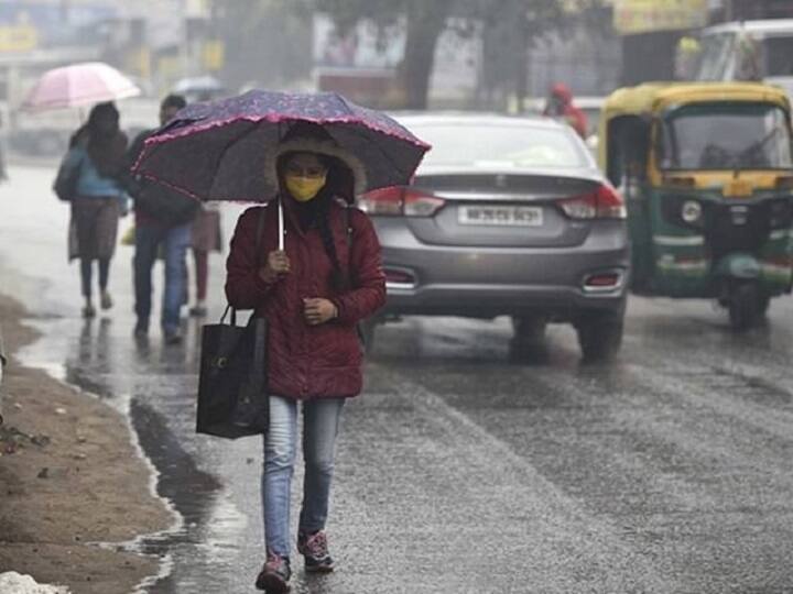 Delhi Weather Update: दिल्ली में भीषण गर्मी से राहत मिलने के आसार, मौसम विभाग ने बताया- इस दिन से हो सकती है बारिश Delhi Temperature will may Down after june 15 and Rain will come after 17 june ANN Delhi Weather Update: दिल्ली में भीषण गर्मी से राहत मिलने के आसार, मौसम विभाग ने बताया- इस दिन से हो सकती है बारिश