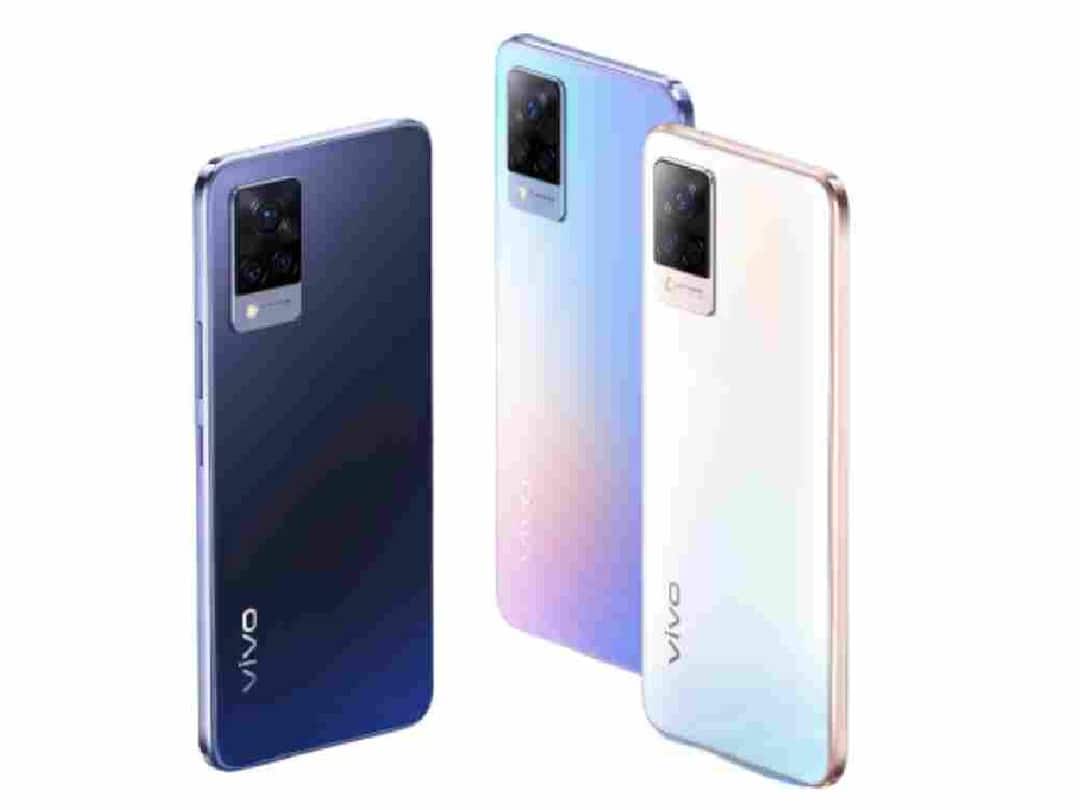 vivo v25 pro price in india and launch date avaibility leaked comes with 64mp camera Marathi News युजर्सना क्रेझी करण्यासाठी येतोय Vivo चा धमाकेदार रंग बदलणारा 5G Smartphone; काय असेल किंमत?