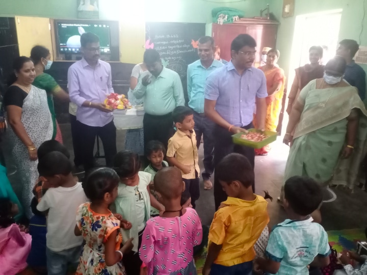 திருவண்ணாமலை : மீண்டும் திறந்த பள்ளிகள்.. கும்ப மரியாதை அளித்து மாணவர்களை வாழ்த்திய ஆசிரியர்கள்