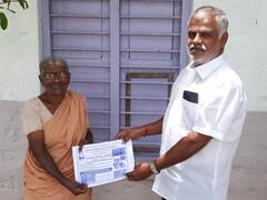 கோவை : அரசுப்பள்ளியில் சேர்ந்தால் ரூ.1000 பரிசு.. ஹெட் மாஸ்டர் கொடுத்த அசத்தல் அறிவிப்பு.. ஒரு சாட்டை கதை..