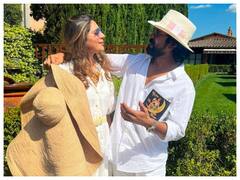 Pic Talk: వైట్ అండ్ వైట్ లో చరణ్, ఉపాసన - ఫొటో వైరల్