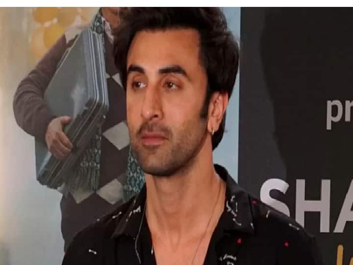 ஆலியா போல் எனக்கு ஹாலிவுட் ஆசையெல்லாம் இல்லை: ரன்பீர் கபூர் Ranbir Kapoor confesses he has no Hollywood plans like Alia Bhatt: I only have dreams of. ஆலியா போல் எனக்கு ஹாலிவுட் ஆசையெல்லாம் இல்லை: ரன்பீர் கபூர்