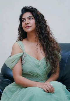 Actress Madonna Sebastian : பிரேமம் நாயகி மடோனா செபாஸ்டியனின் லேட்டஸ்ட் க்ளிக்ஸ்!