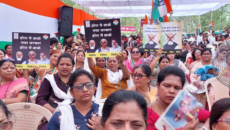 Congress agitation led by Guardian Minister in front of ED Nagpur office Congress :शेकडो कार्यकर्ते ईडी कार्यालयाच्या दाराकडे धावले, पोलिसांसोबत कॉंग्रेस कार्यकर्त्यांची धक्काबुक्की, नागपुरात गोंधळ