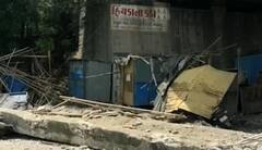 ભરુચઃ ફ્લાય ઓવર બ્રિજનો ફુટપાથનો ભાગ થયો ધરાશાયી, ત્રણથી ચાર ગાડીઓ દટાઈ