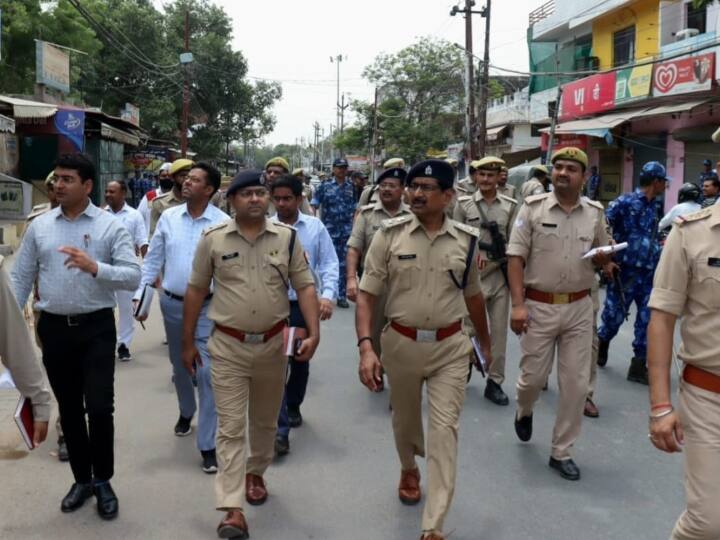 Prayagraj Violence: हिंसा में शामिल कम उम्र के बच्चों के साथ सख्ती नहीं बरतेगा प्रशासन, उपद्रवियों के पोस्टर लगाने से भी इनकार Prayagraj administration will not take strict action against underage children involved in violence ann Prayagraj Violence: हिंसा में शामिल कम उम्र के बच्चों के साथ सख्ती नहीं बरतेगा प्रशासन, उपद्रवियों के पोस्टर लगाने से भी इनकार