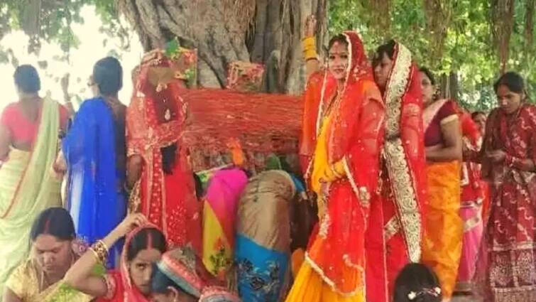 Vat Purnima 2022 vat Purnima on 14 june 2022 know sbh muhuat significance worship method and pujan Vat Purnima 2022: વટ પૂર્ણિમા આજે,  જાણો શુભ યોગ, પૂજા મૂહૂર્ત  અને વ્રતનું માહાત્મ્ય