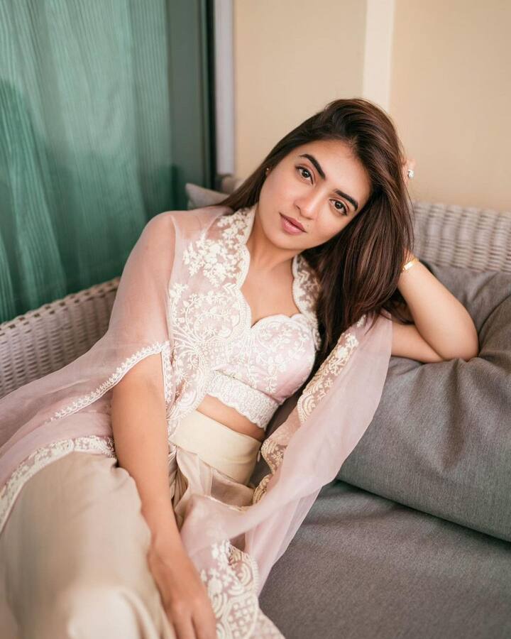 అంటే సుందరానికి సినిమాతో తెలుగు ప్రేక్షకులకు మరింత దగ్గరైంది నజ్రియా నజీమ్. -Image Credit:Nazriya Nazim Fahadh/Instagram