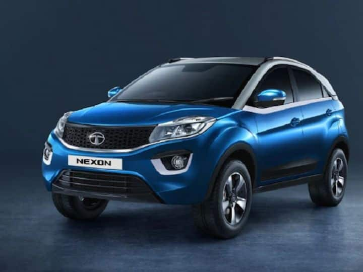 tata cars bumper discounts available from tata tiago to tata safari marathi news TATA Cars : टाटा कारवर बंपर डिस्काउंट! Tata Tiago ते Tata Safari पर्यंत यादीत समावेश