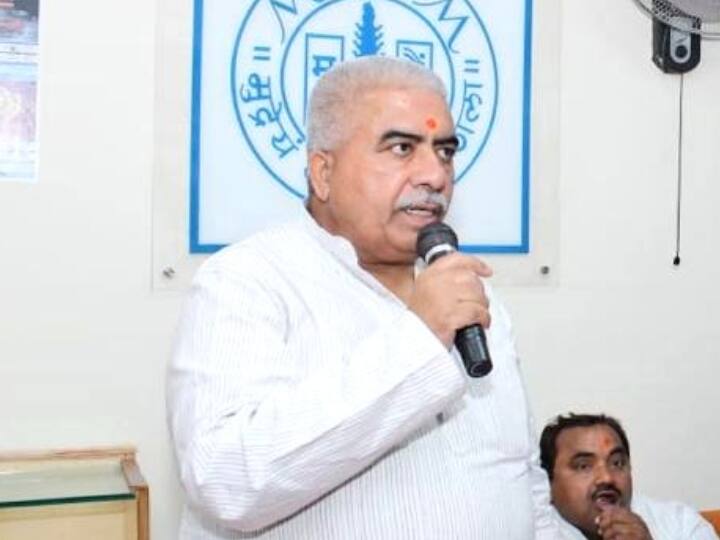 UP में हिंसा और पथराव को लेकर मंत्री राकेश सचान का बड़ा बयान, कानून व्यवस्था को लेकर भी कही ये बात UP Clash Minister Rakesh Sachan statement regarding violence and stone pelting in State also said this about law and order ann UP में हिंसा और पथराव को लेकर मंत्री राकेश सचान का बड़ा बयान, कानून व्यवस्था को लेकर भी कही ये बात